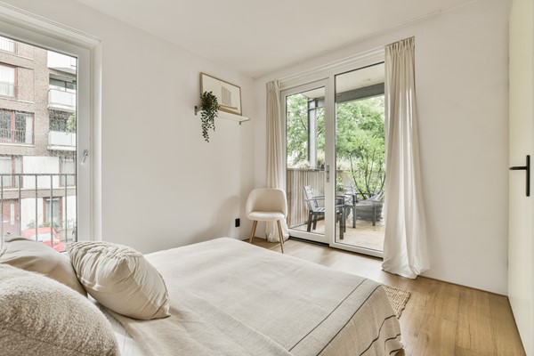 Medium property photo - Theodoor van Hoytemastraat 38, 1062 CG Amsterdam
